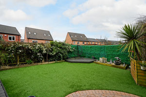 Oxclose Park Way Halfway